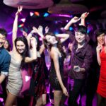 클럽은 얼마나 시끄러워요